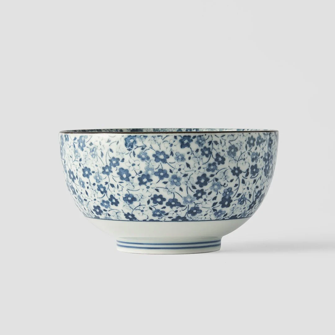 Blue Daisy medium U-shape bowl 13cm - Image 3