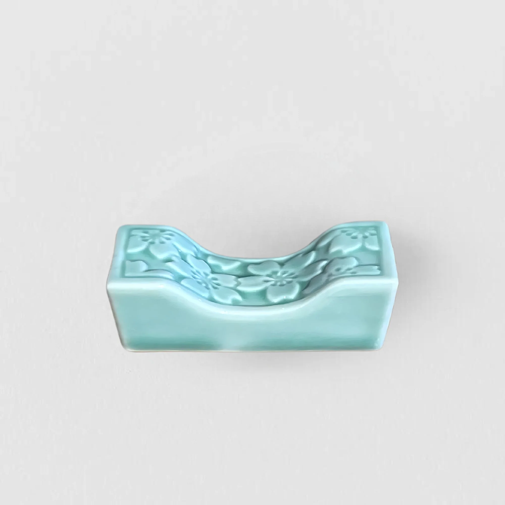 Celadon chopstick rest - Image 2