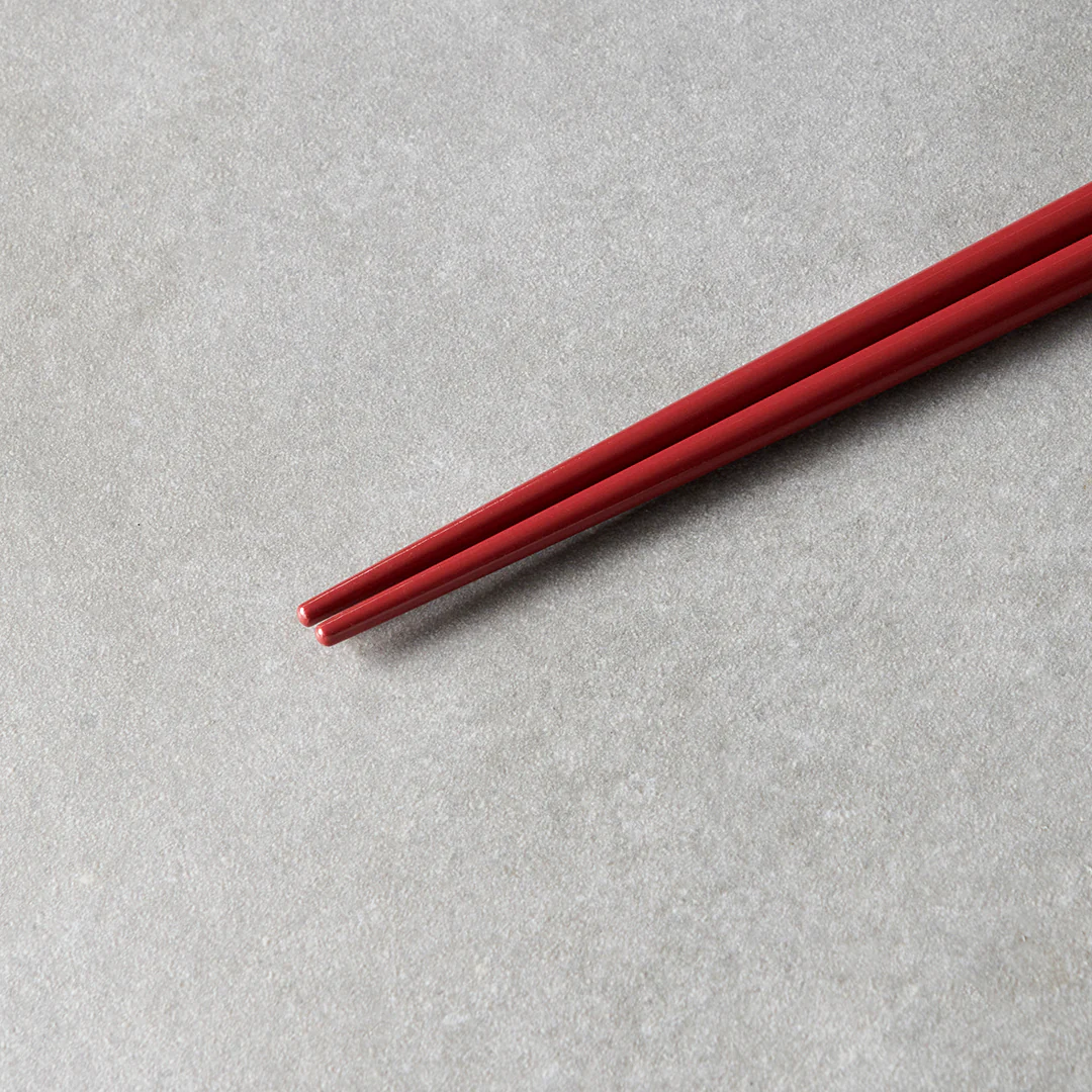 Dark red & white chopsticks 23cm - Image 2