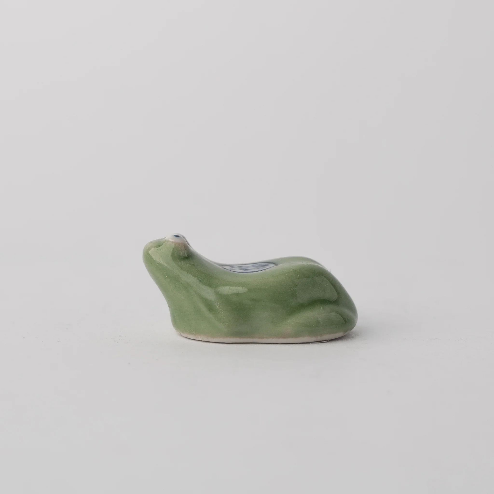 Frog Green Chopstick Rest - Image 4