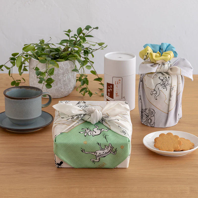 Furoshiki Organic Cotton - Scrolls of Frolicking Animals Green Pink 50cm - Image 4