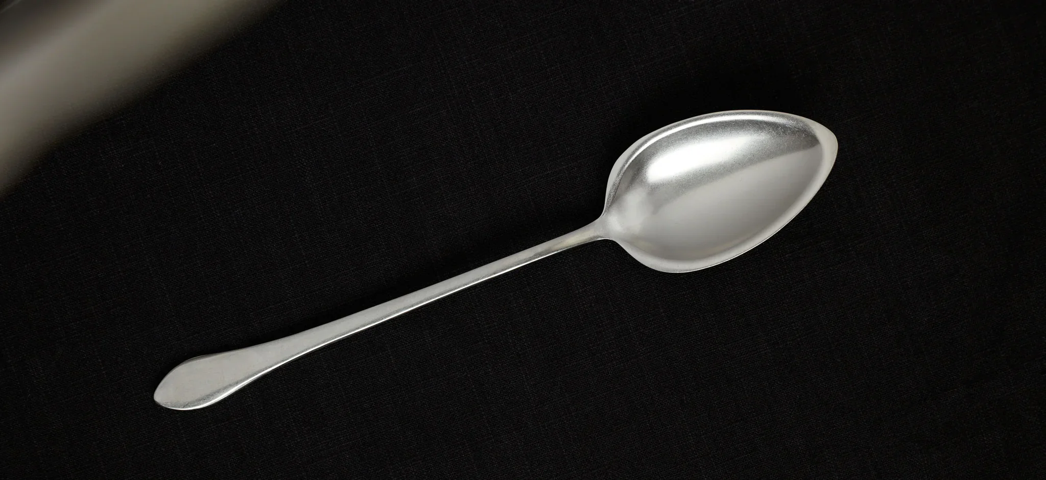 Gestura Stainless Steel Serving Spoon 23.5cm - Image 5