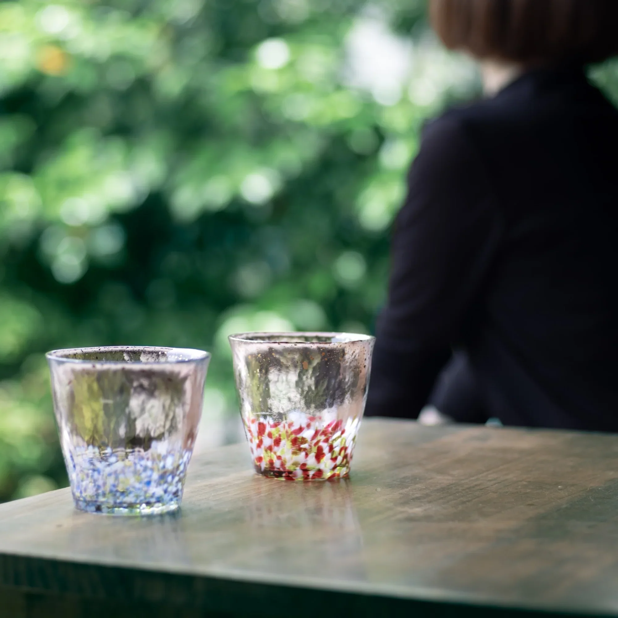 Gold Rim Rock Glass Wooden Gift Boxed - Blue & White Drops - Image 5