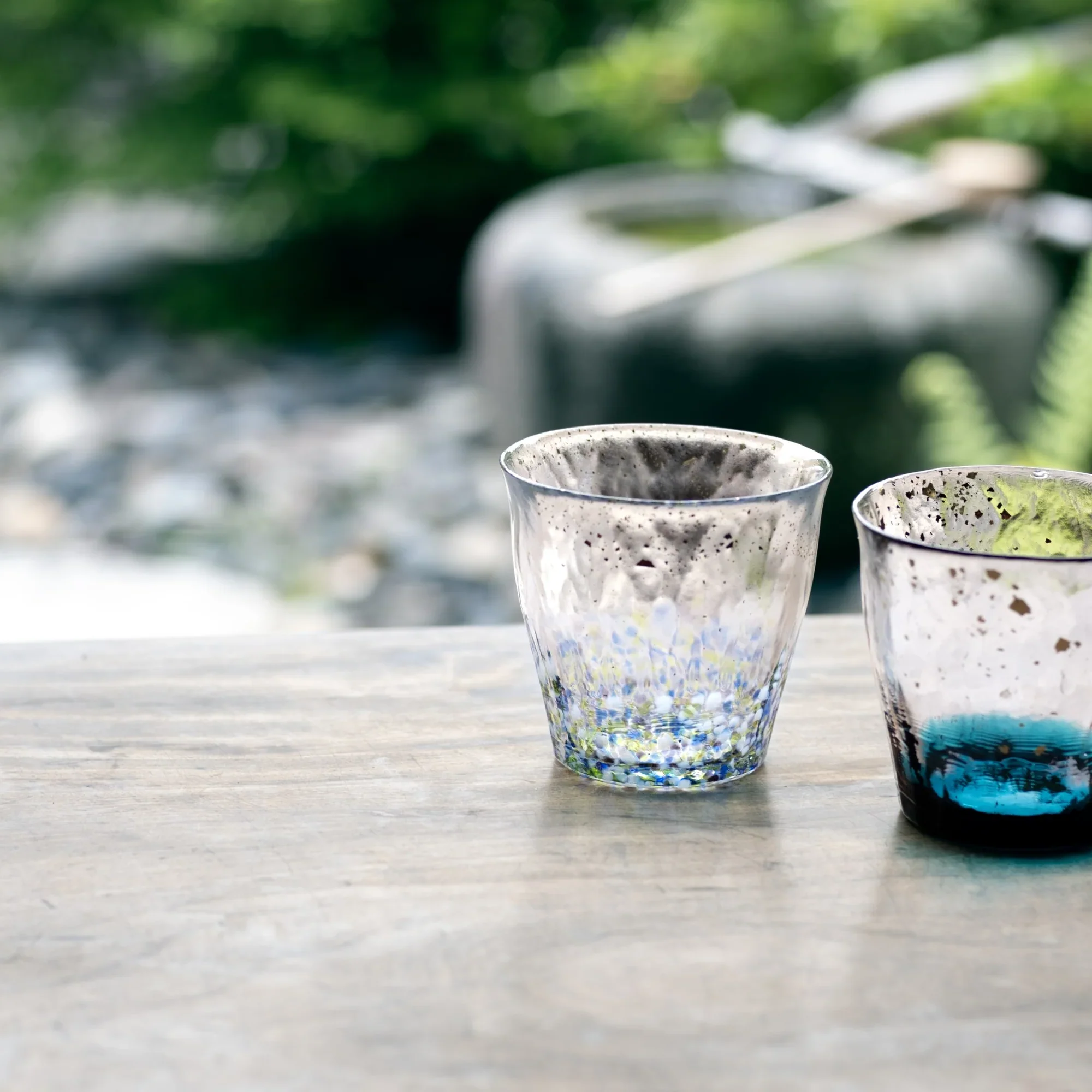 Gold Rim Rock Glass Wooden Gift Boxed - Blue & White Drops - Image 8