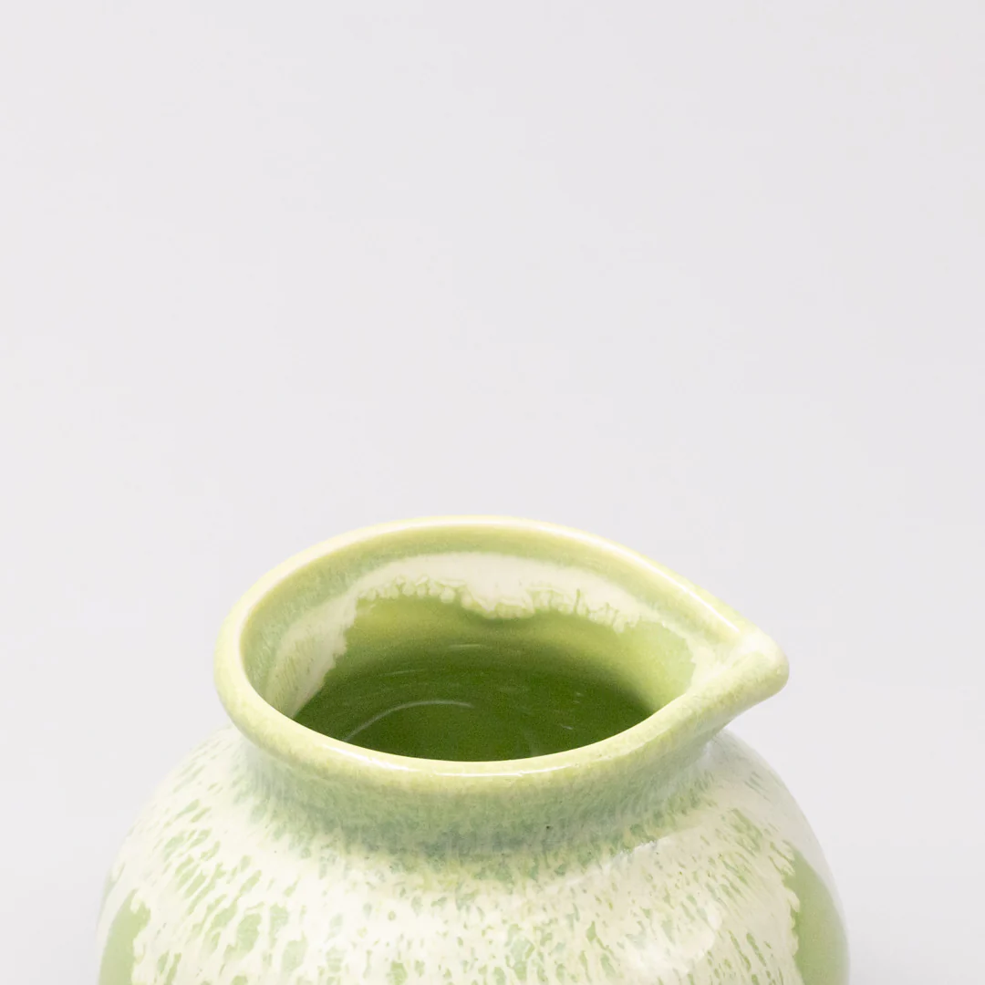 Green Gloss White Drip Pourer 120ml - Image 2