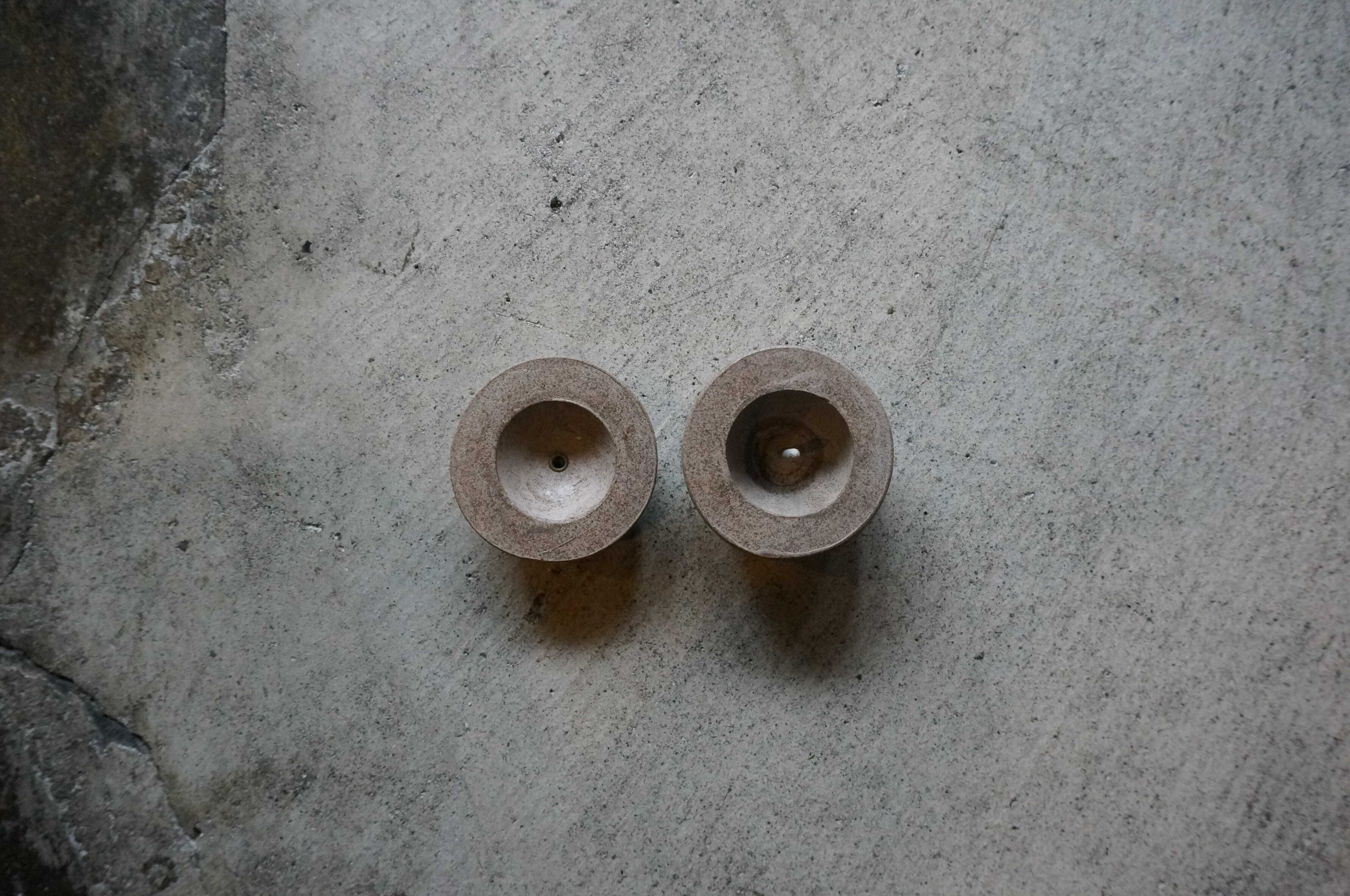 Haze Kodama Candle & Incense Holder - Ash Grey - Image 2