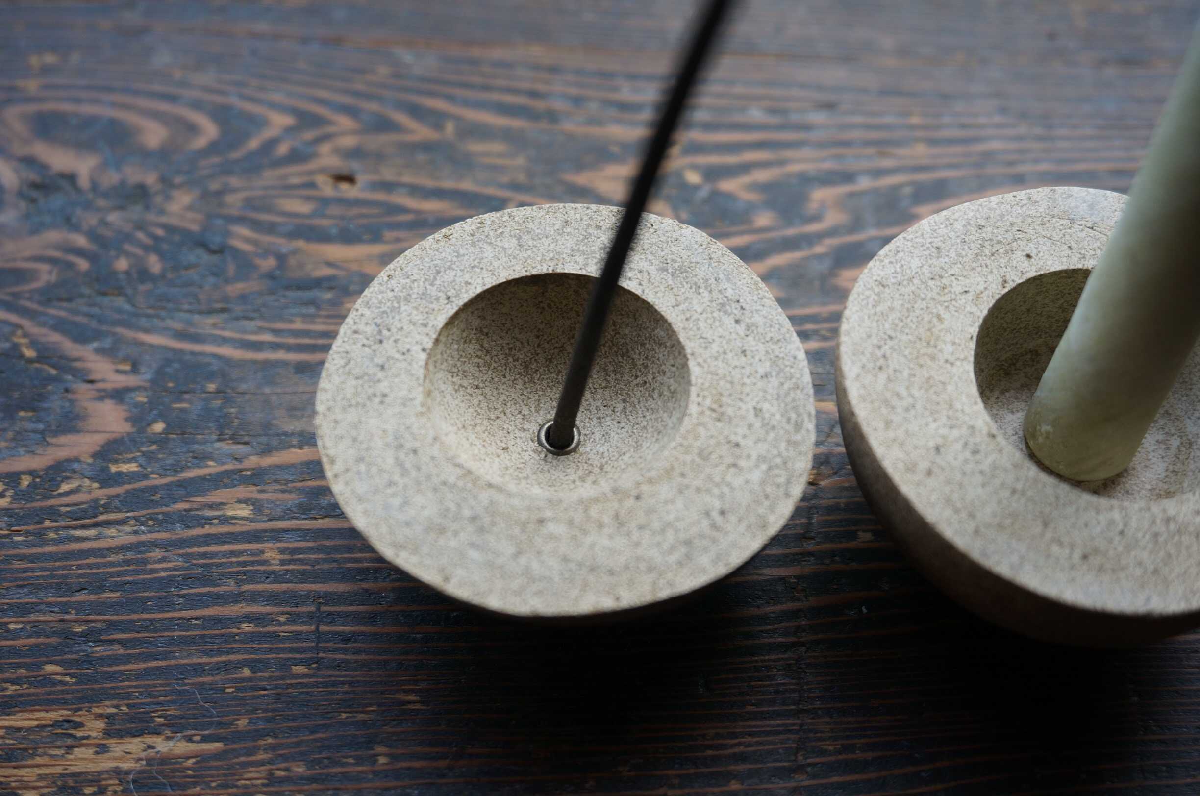 Haze Kodama Candle & Incense Holder - Yamabuki Yellow - Image 4
