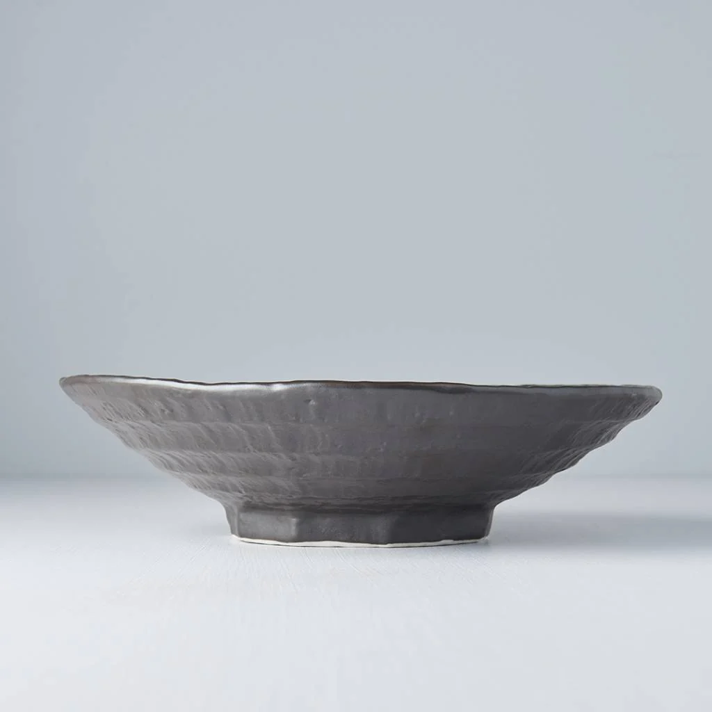 Ibushi black large bowl with shallow ridge 26cm - Image 4