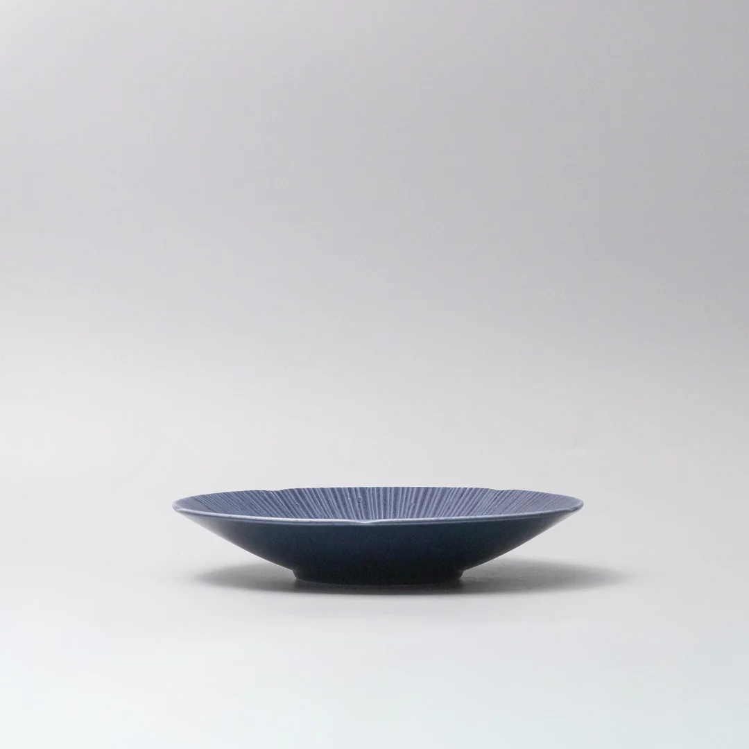 Ice Drift Sapphire Shallow Bowl 22cm - Image 2