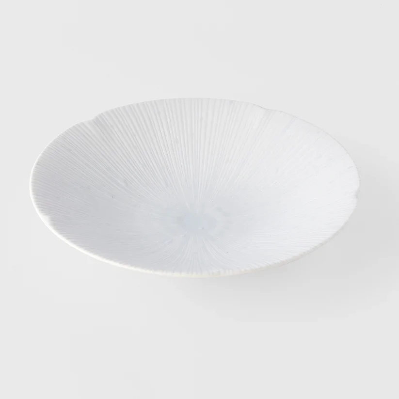 Ice Drift White Shallow Bowl 22cm - Image 3