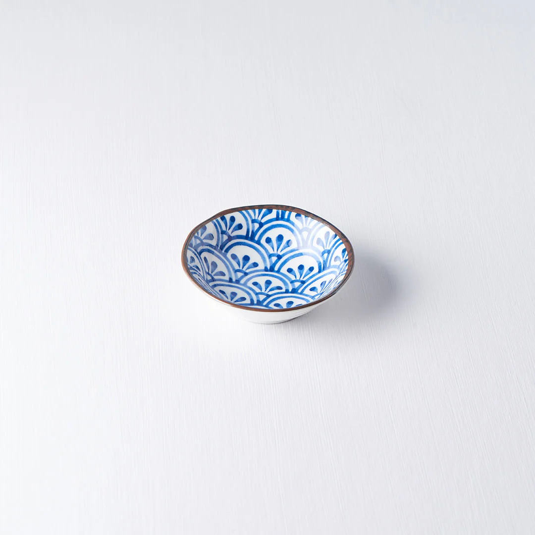 Indigo Petal Crest Ikat Sauce Dish 11cm - Image 3