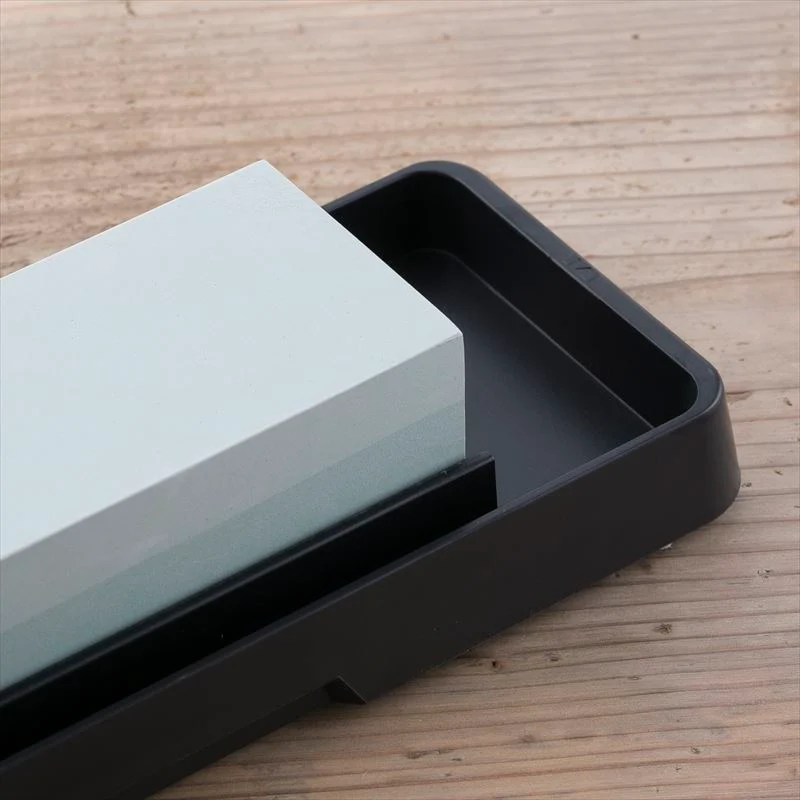 Kai Shun Combination Whetstone with reservoir 400/1000 - Image 4