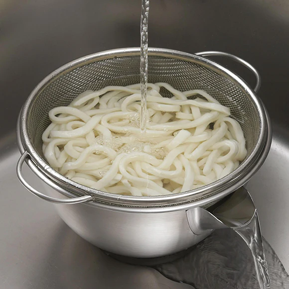 KAJI Donya Pouring Bowl and Strainer 1200ml - Image 9