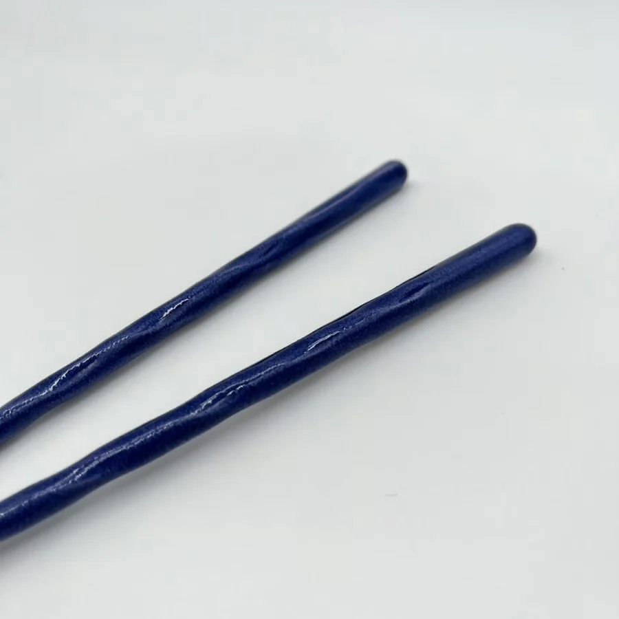 KURABI 2 Pairs Chopsticks Wooden Gift Box Navy & Pink  - Image 7