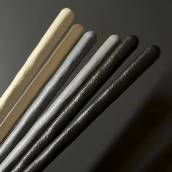 Kawai Kurabi White Chopsticks 23cm - Image 5