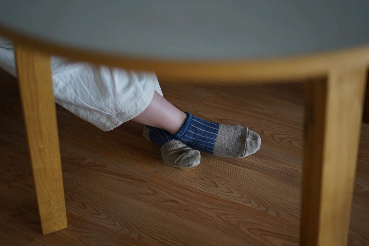 Linen Cotton Anklet Socks - Blue - Image 2