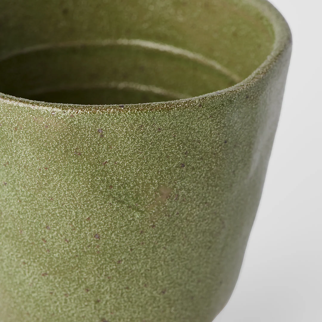 Lopsided mug moss green 275ml - Image 3