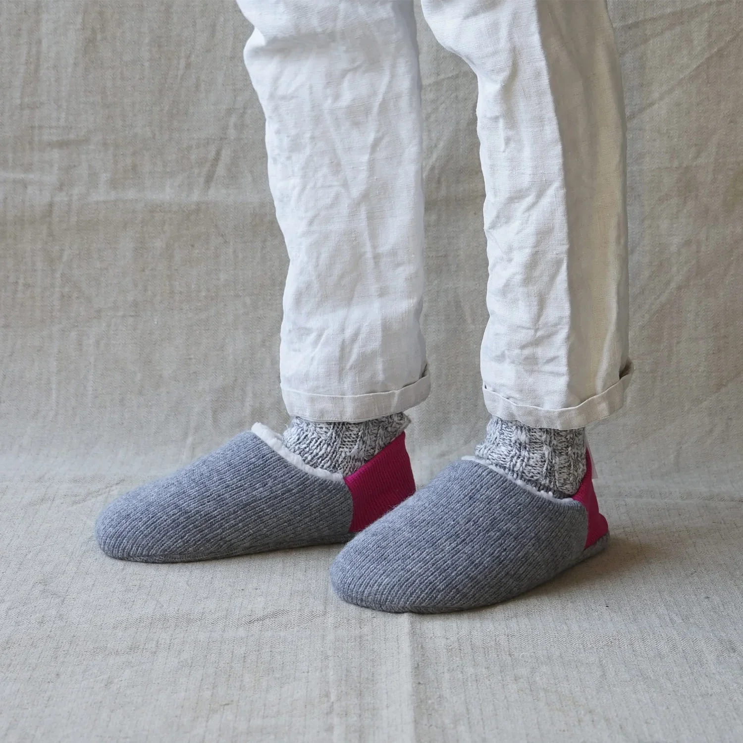 Merippa Quater Knit x Sheep Boa Pink Japanese Slippers - Image 4