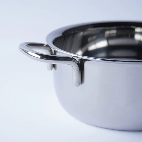 Miyazaki Hattori Geo Sauce Pan 18cm - Image 3