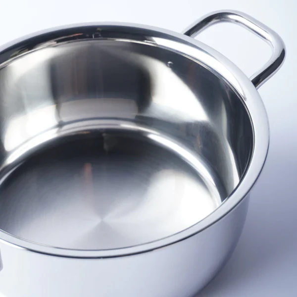 Miyazaki Hattori Geo Sauce Pan 20cm - Image 6