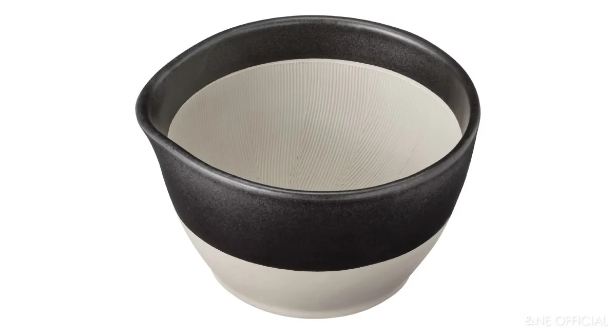 Motoshige Japanese Suribachi Black Mortar & Pestle Set 14.5cm - Image 3