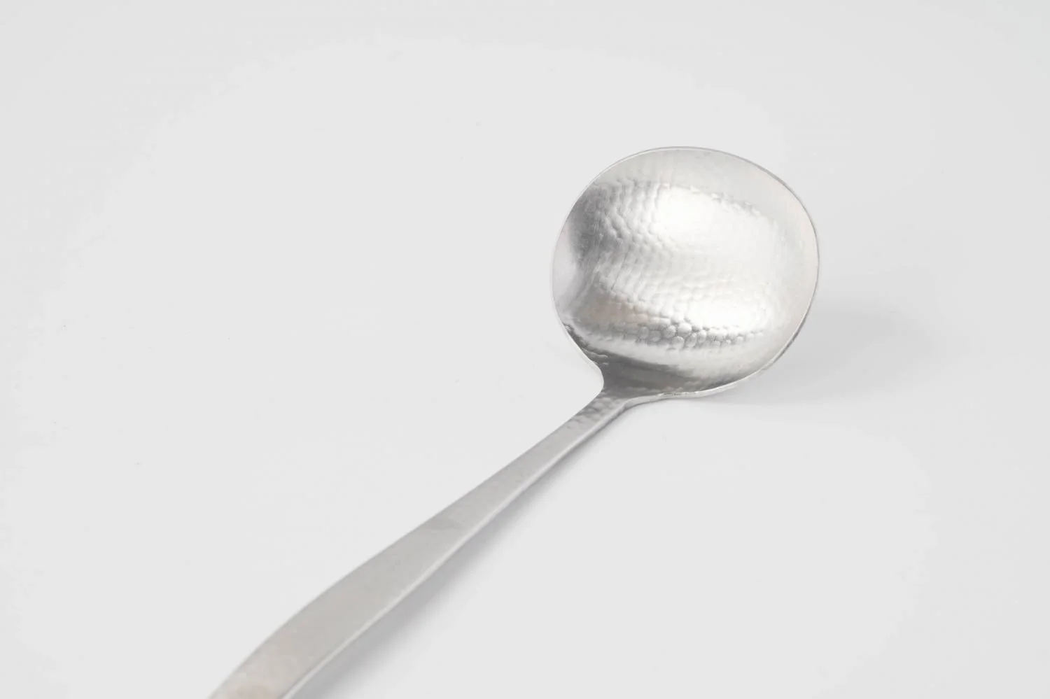Nagomi Hammered Ramen Ladle 17cm - Image 4