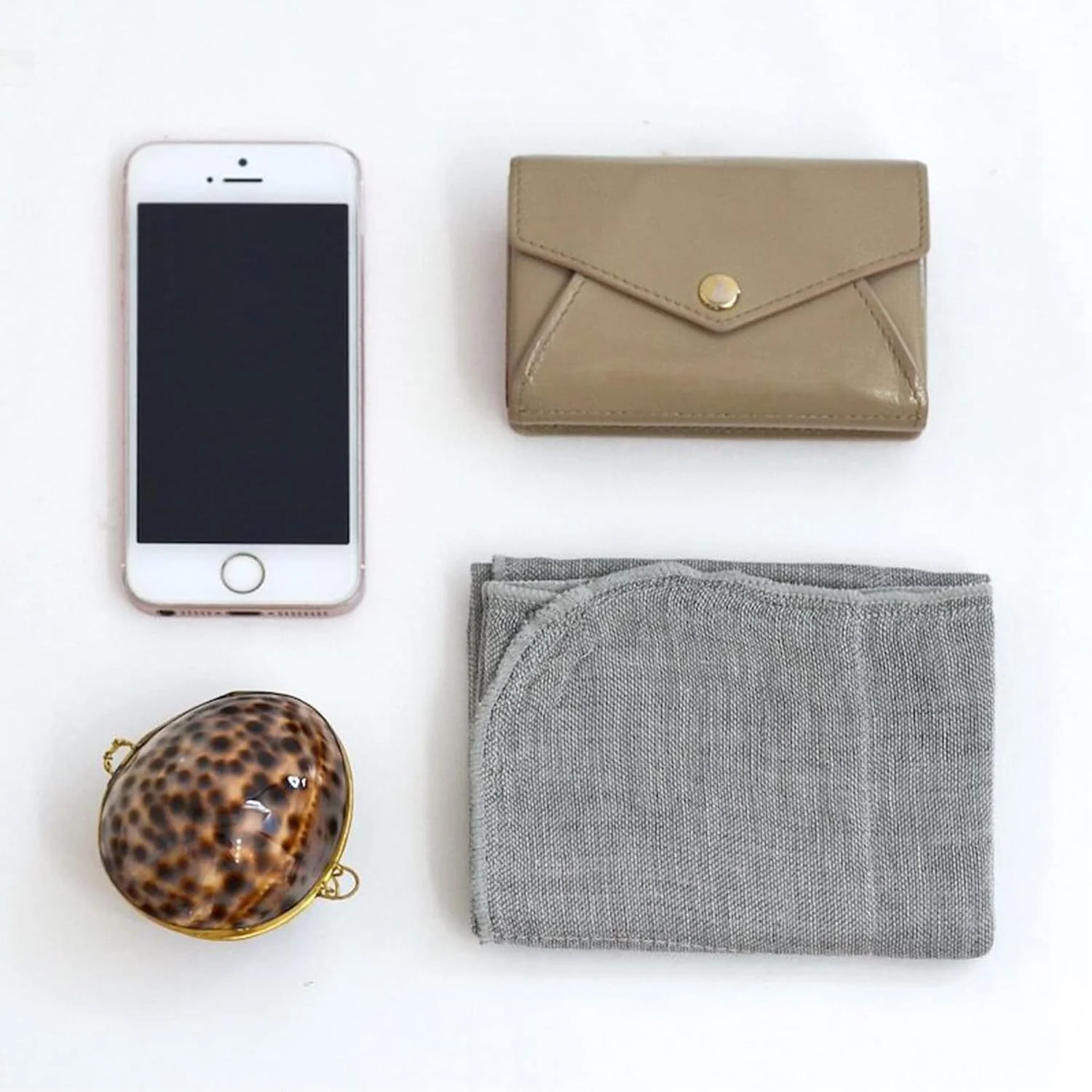 Organic Binchotan Face Towel - Ivory Grey - Image 3