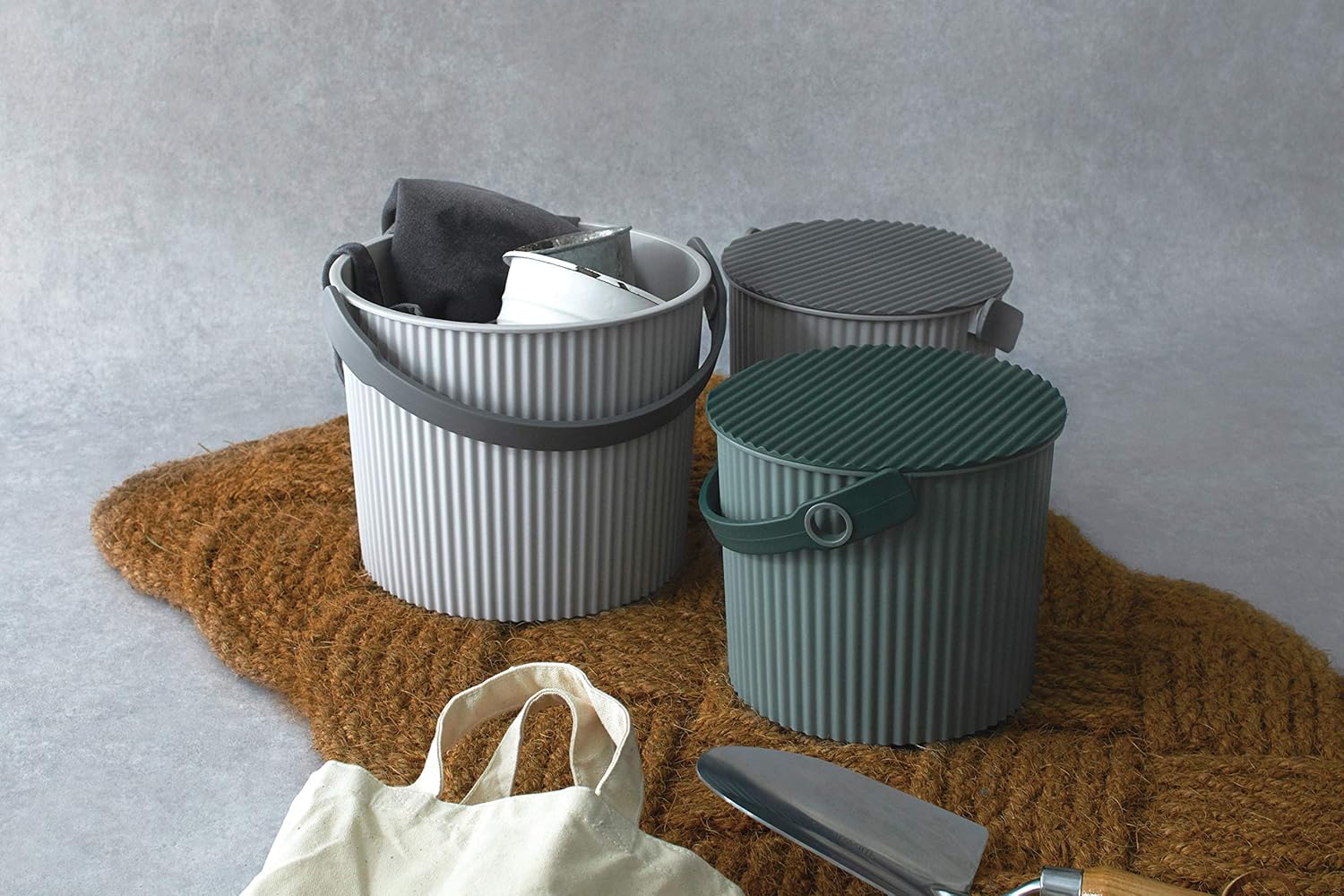 Hachiman Omnioutil L Storage Bucket 10L - Light Grey - Image 4