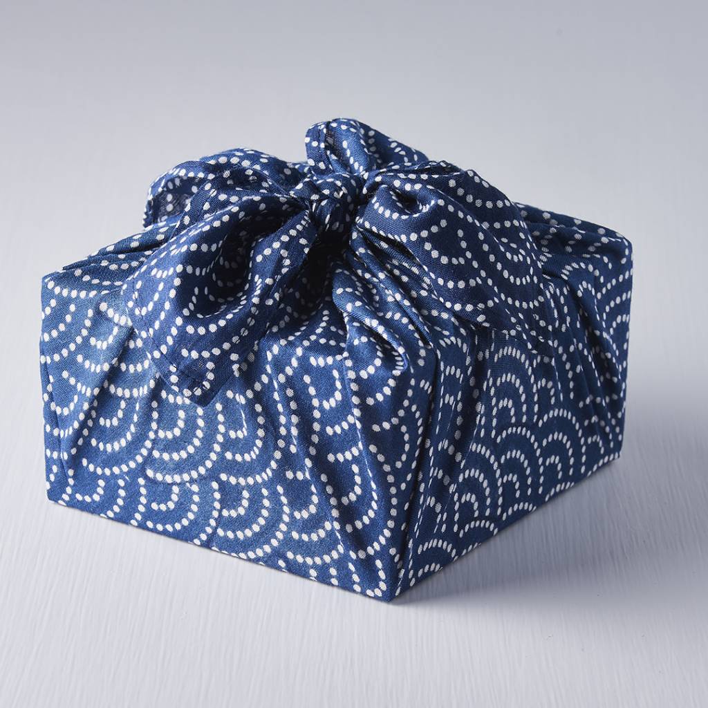 Blue reusable Furoshiki wrap 55cm - Image 3