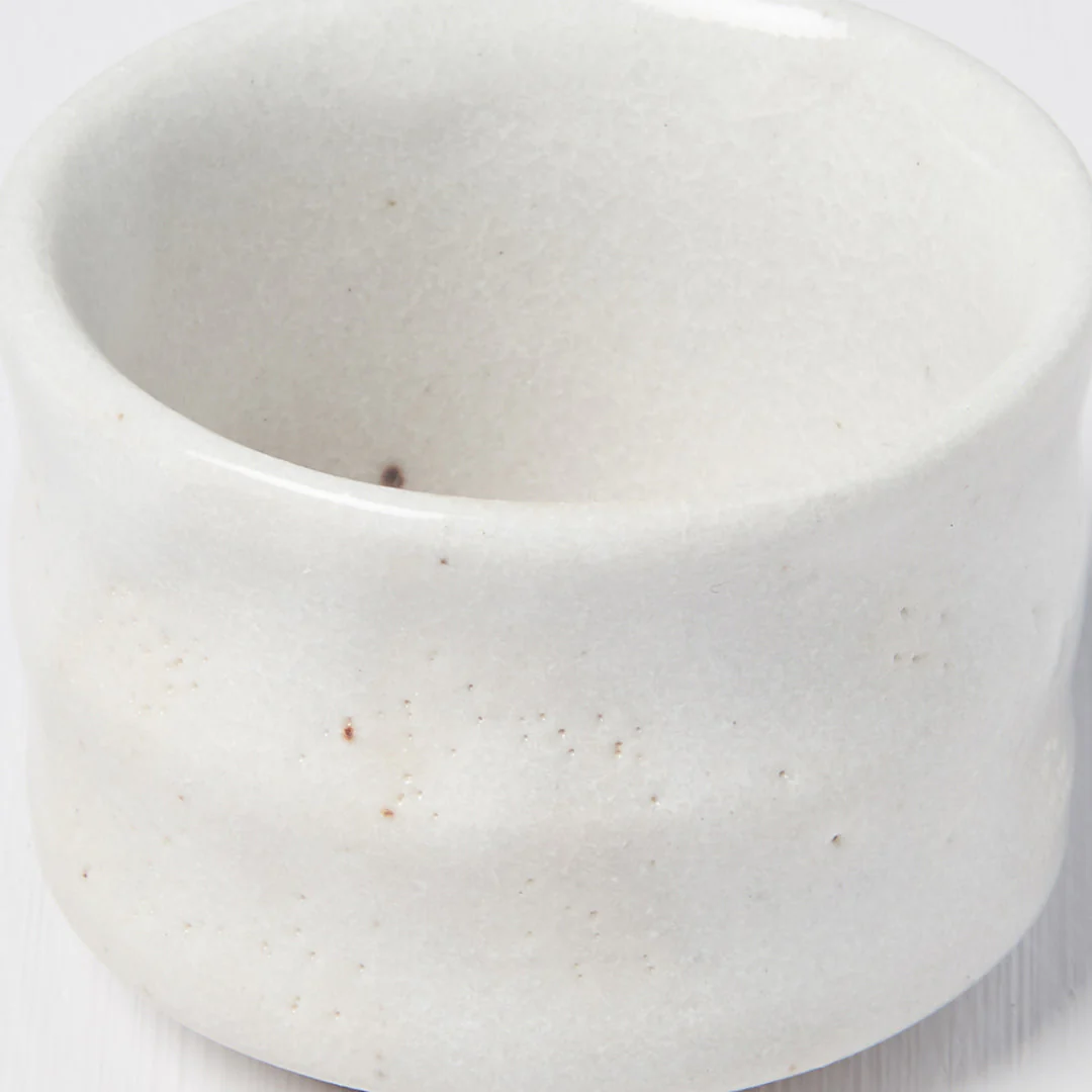 Sake cup ridged outer white 40ml - Image 3