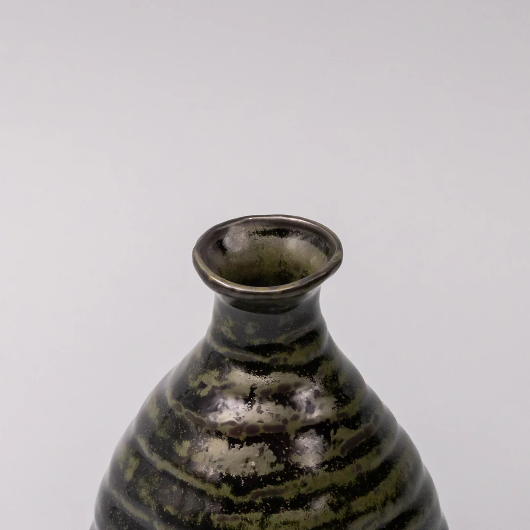 Sake Jug Moss Black 350ml - Image 2