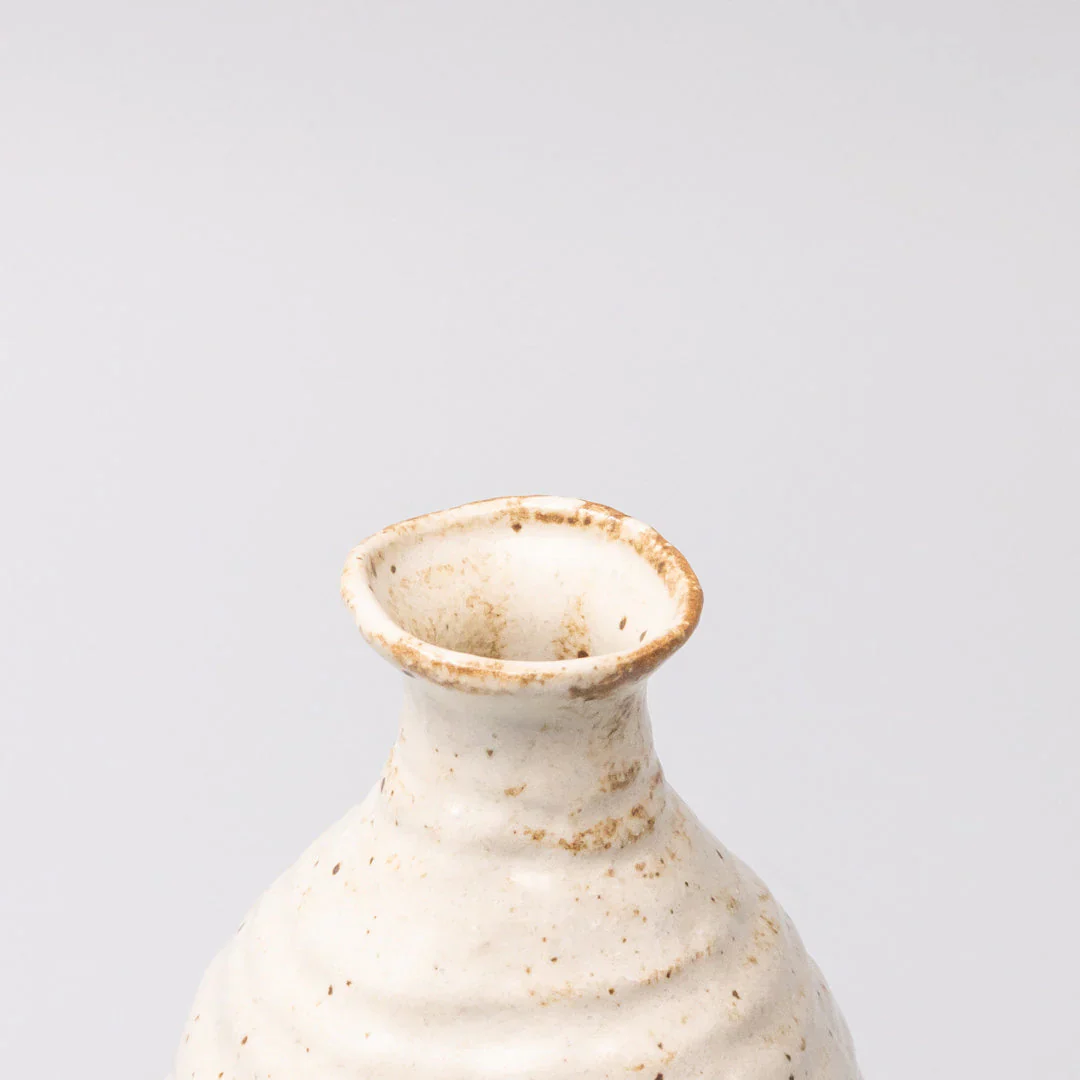 Sake Jug White Sand 350ml - Image 2