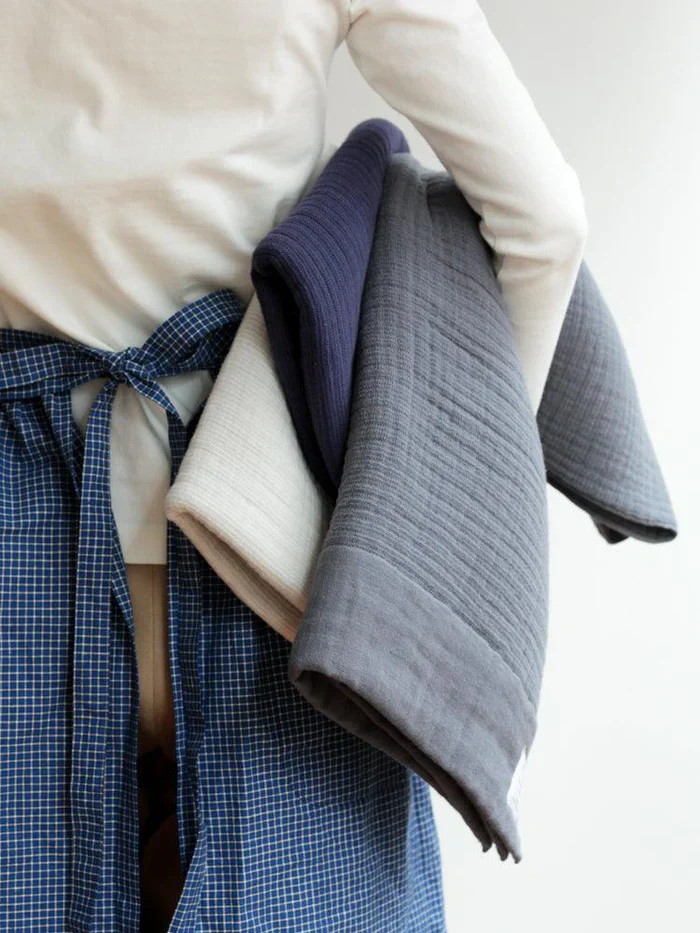 Shinto inner pile face and hand towel charcoal - 29 x 82cm - Image 2