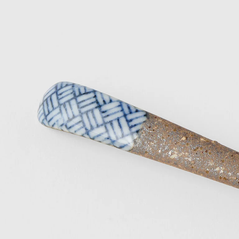 Indigo Basketweave Design small bisque spoon 12.5cm - Image 3