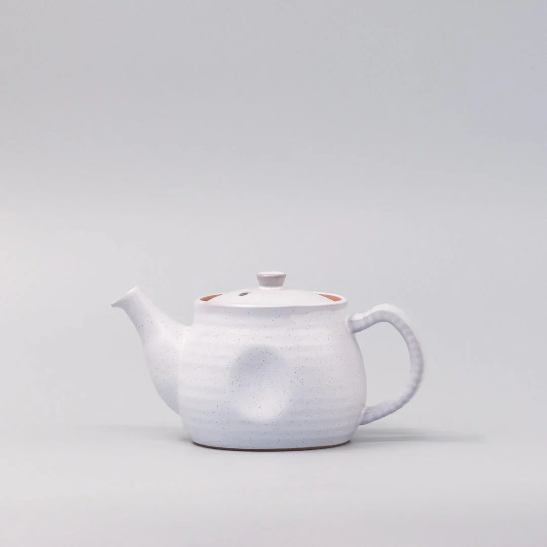 Speckled White Teapot 300ml - Image 5