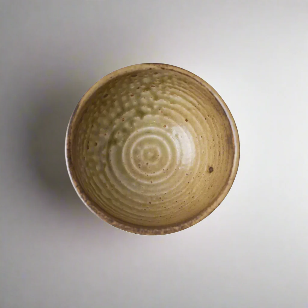 Etched Angled Khaki Medium Bowl 17cm - Image 3