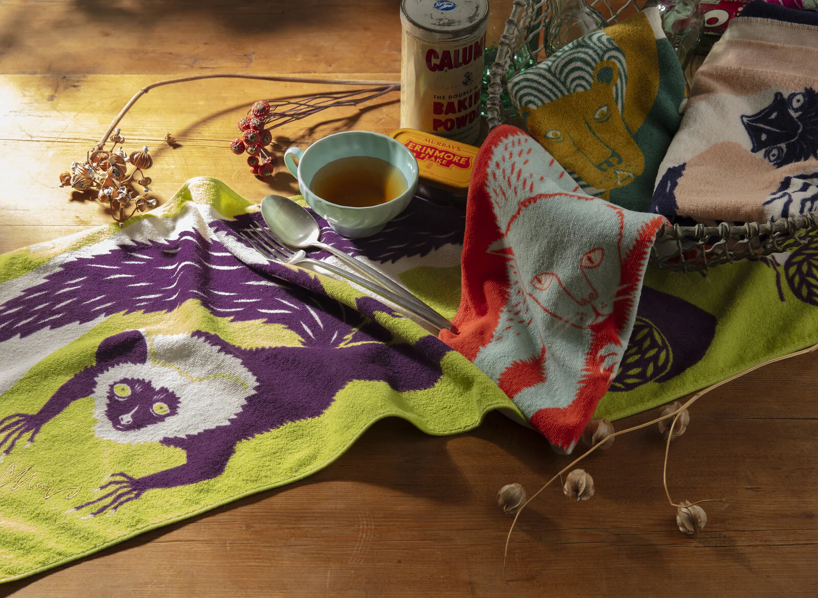Towel Tenugui: The Aye-Aye Sisters 90x34cm - Image 6