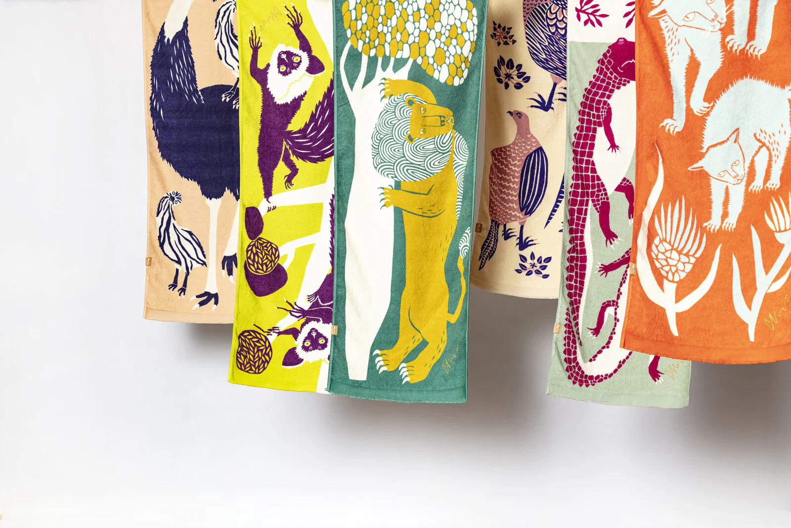 Towel Tenugui: The Aye-Aye Sisters 90x34cm - Image 8