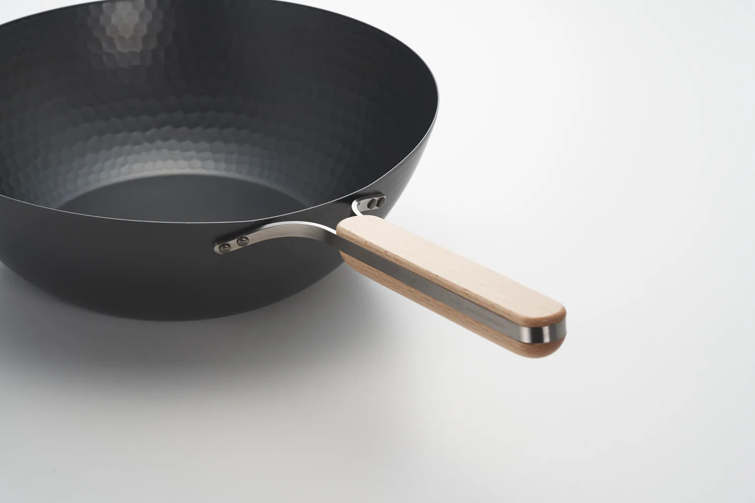 Nitrided Carbon Steel Wok Pan 32cm - Image 6