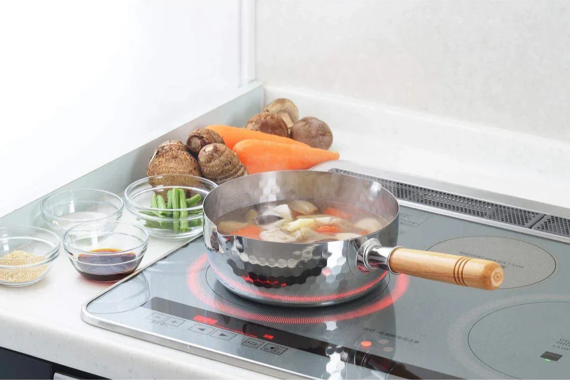 Yukihira Stainless Saucepan 20cm - Image 4