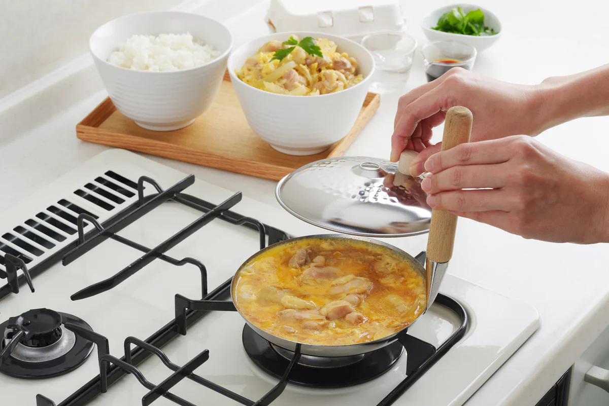 Yukihira Stainless Steel Lid for Oyako Don Pan 16cm - Image 4